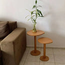 Kit 2 Mesas Laterais Monopé Design Orgânico em Madeira – Alturas 31cm e 41cm | Cor Mel